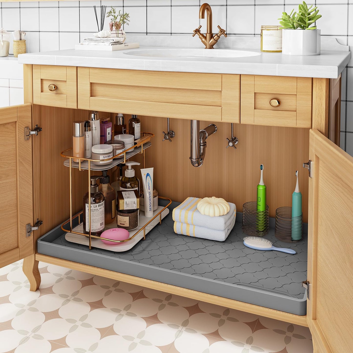Silicone Under-Sink Mat image 5
